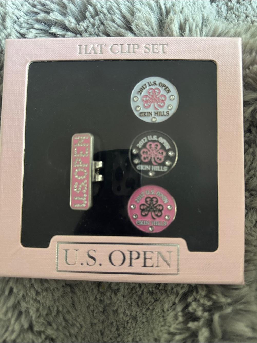 U.S. Open 2017 Erin Hills Golf  Pink Hat Clip Set 3 Ball Markers